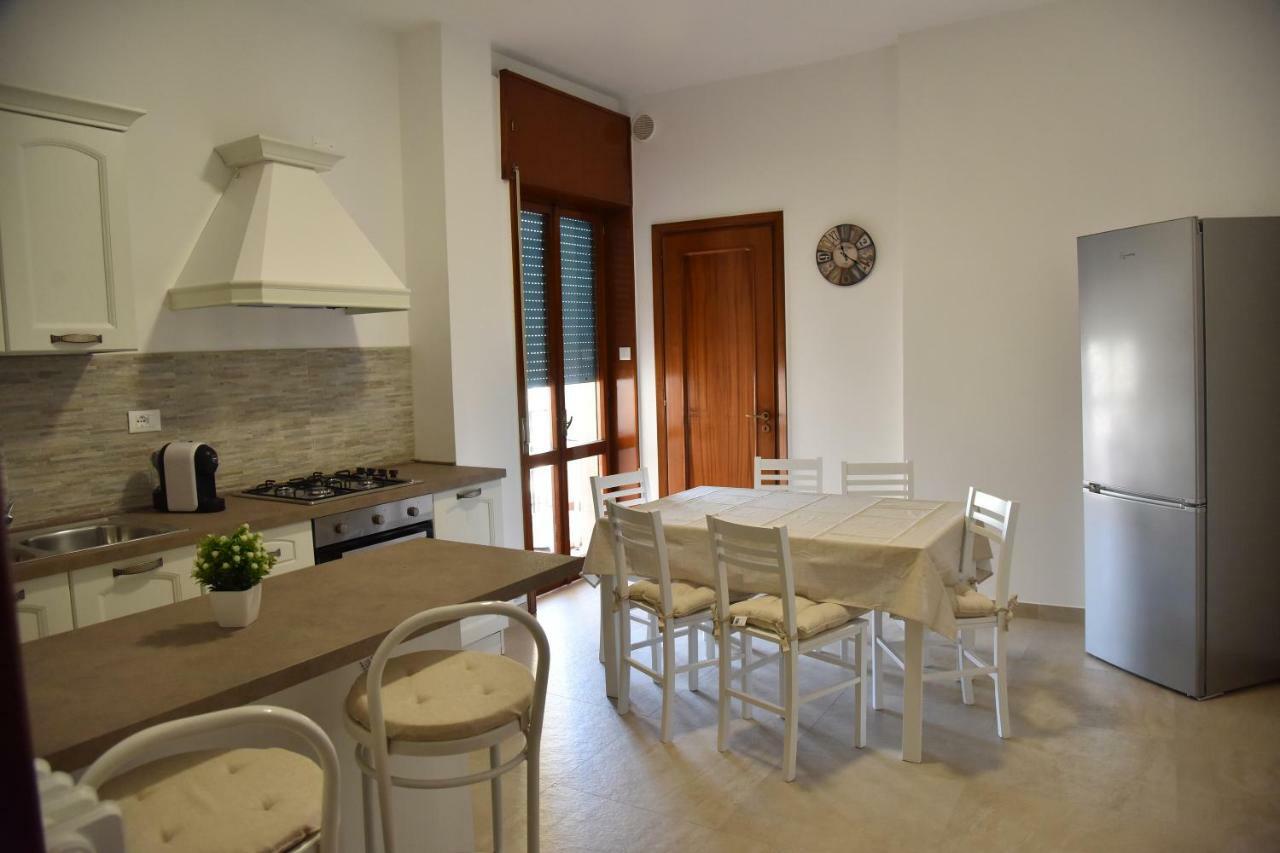 Maison Veronique Lecce Bagian luar foto